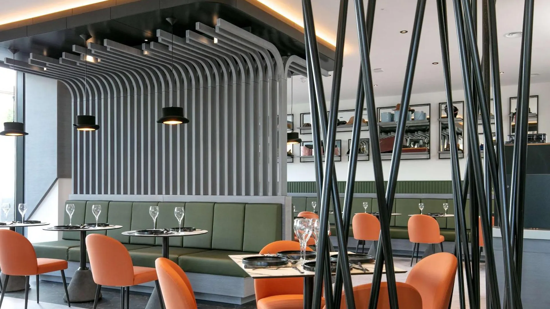 Hotel Spark By Hilton Luton Luton