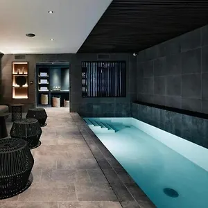 **** Hotel Le Bellune Francja